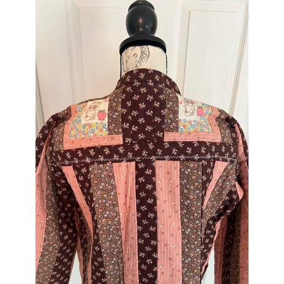 Vintage Handmade Quilt Jacket Brown Pink Floral Cat Mouse Zip Pockets Cottage - Picture 6 of 11